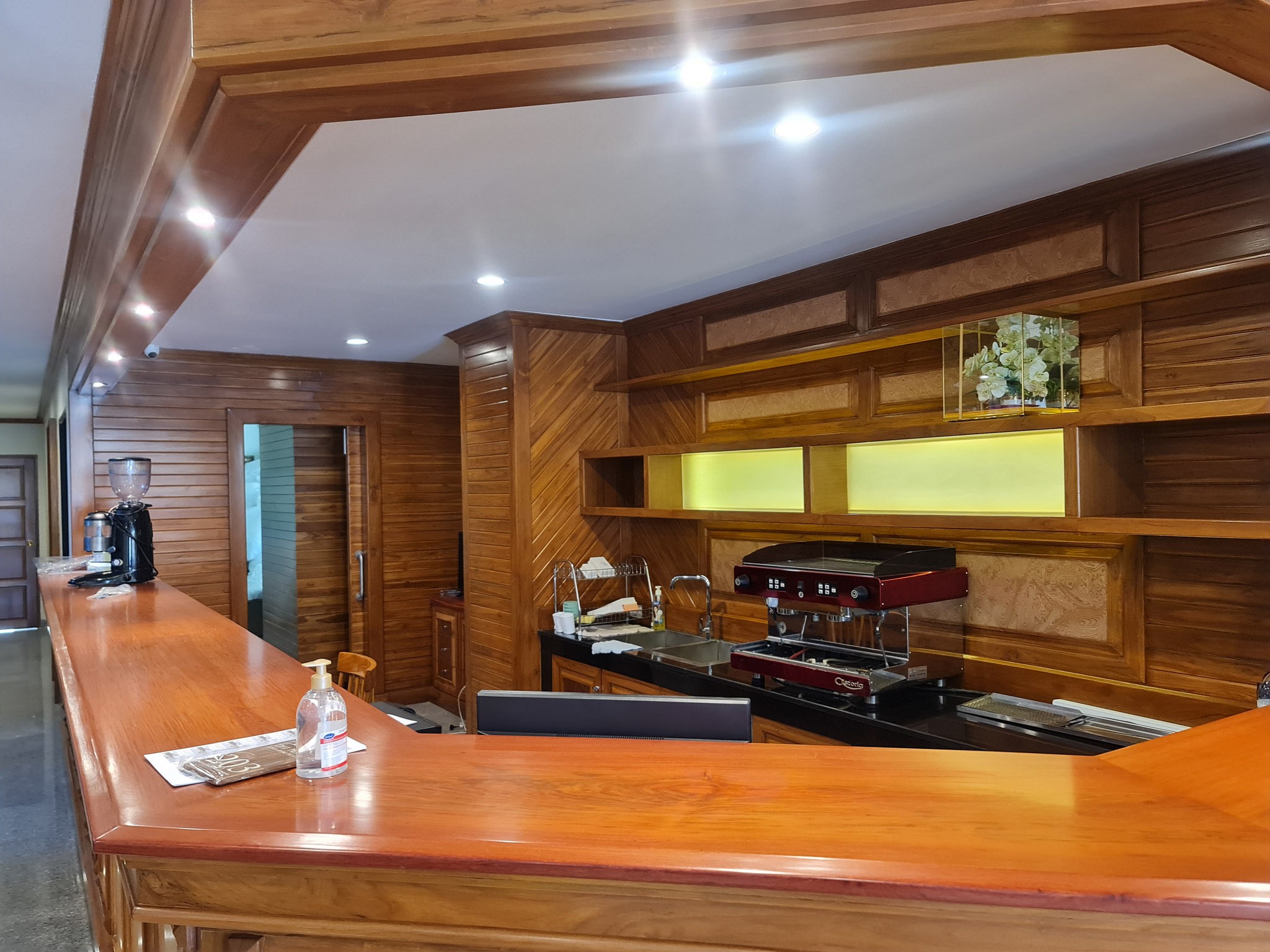 Facilities & Services