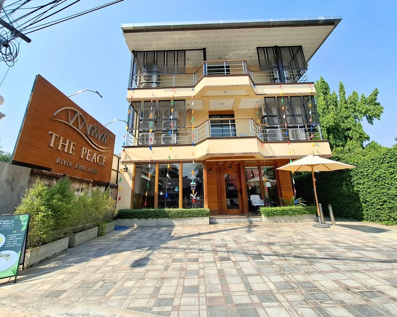 Peace River Kwai Hotel 