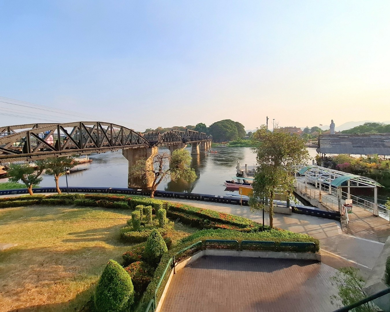 Peace River Kwai Hotel 